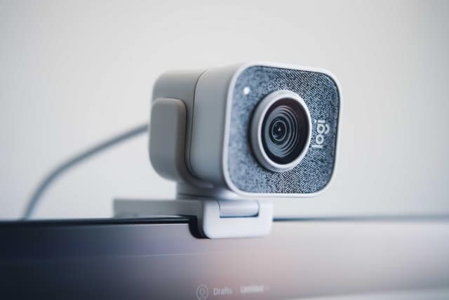 5 Webcam for MacBook Pro in 2022 - CameraGuider